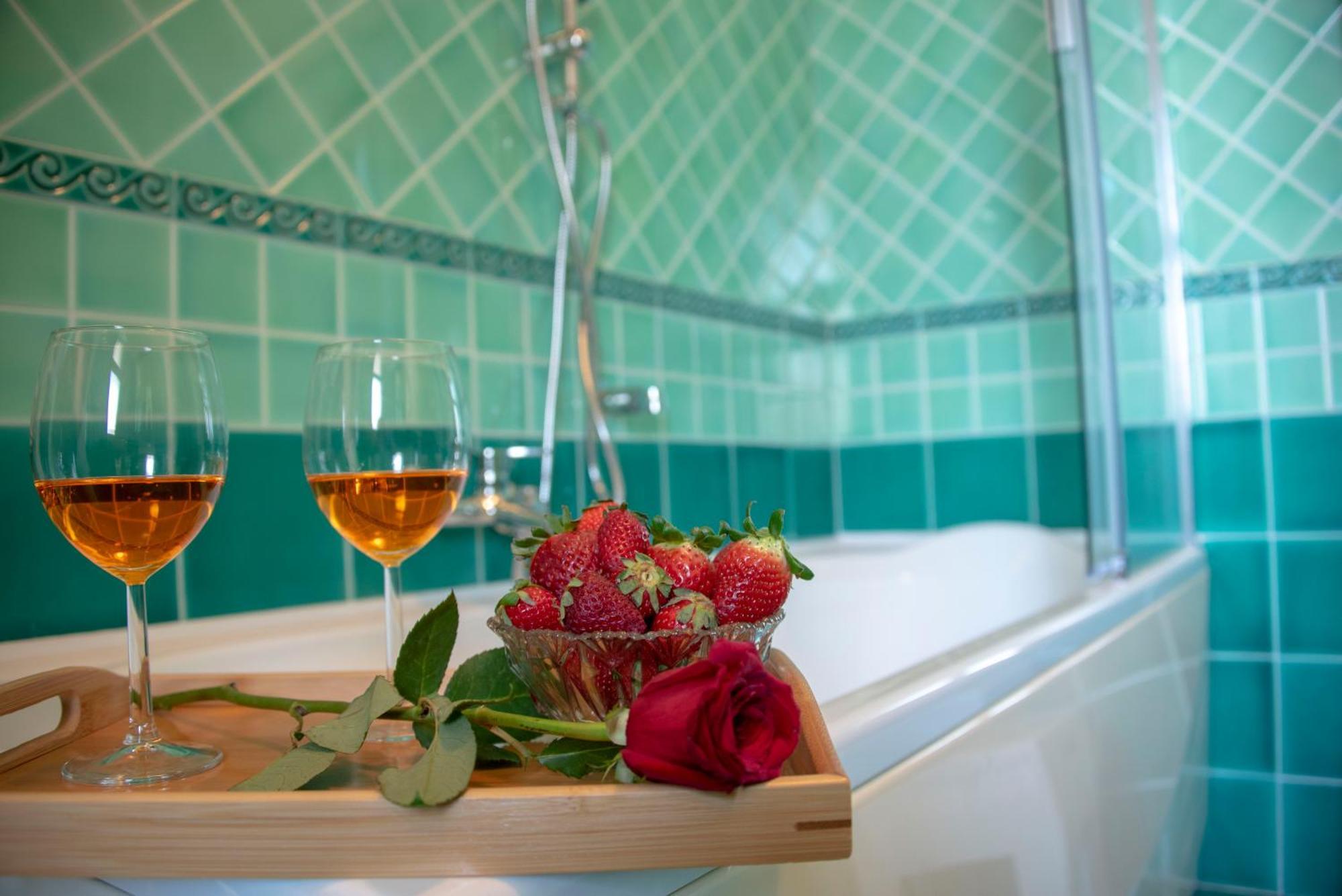Reginella Guest House 살레르노 외부 사진