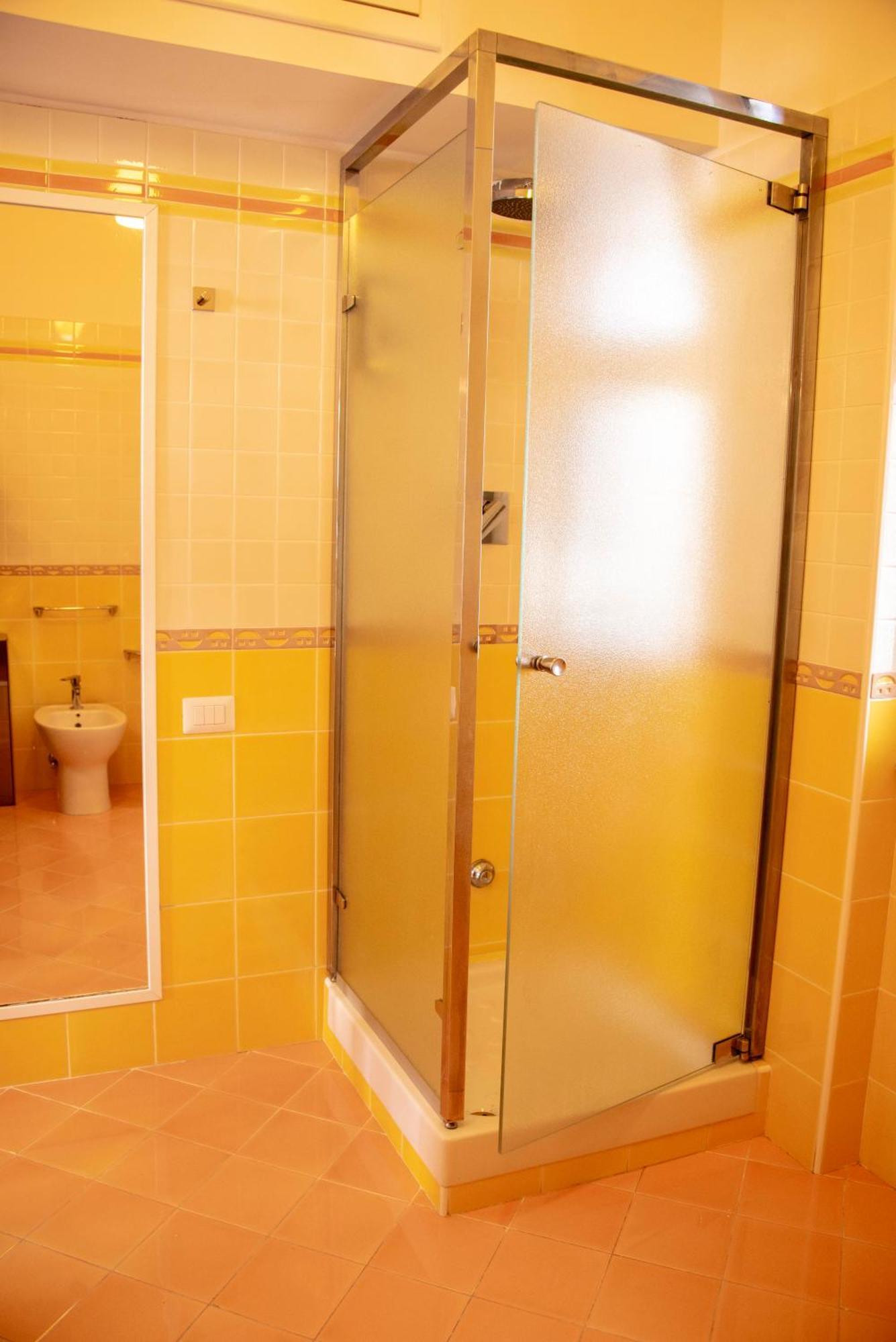 Reginella Guest House 살레르노 외부 사진