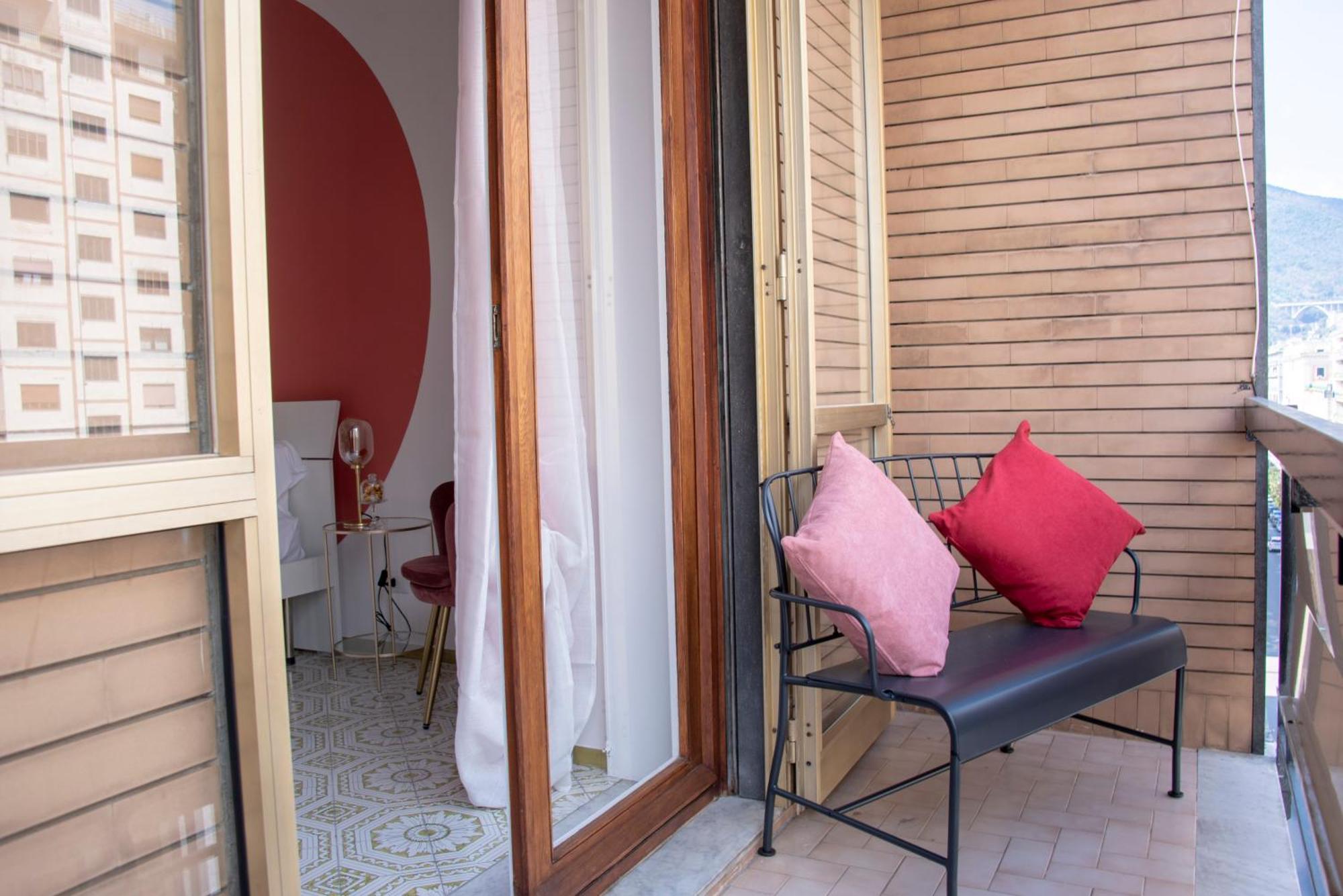 Reginella Guest House 살레르노 외부 사진