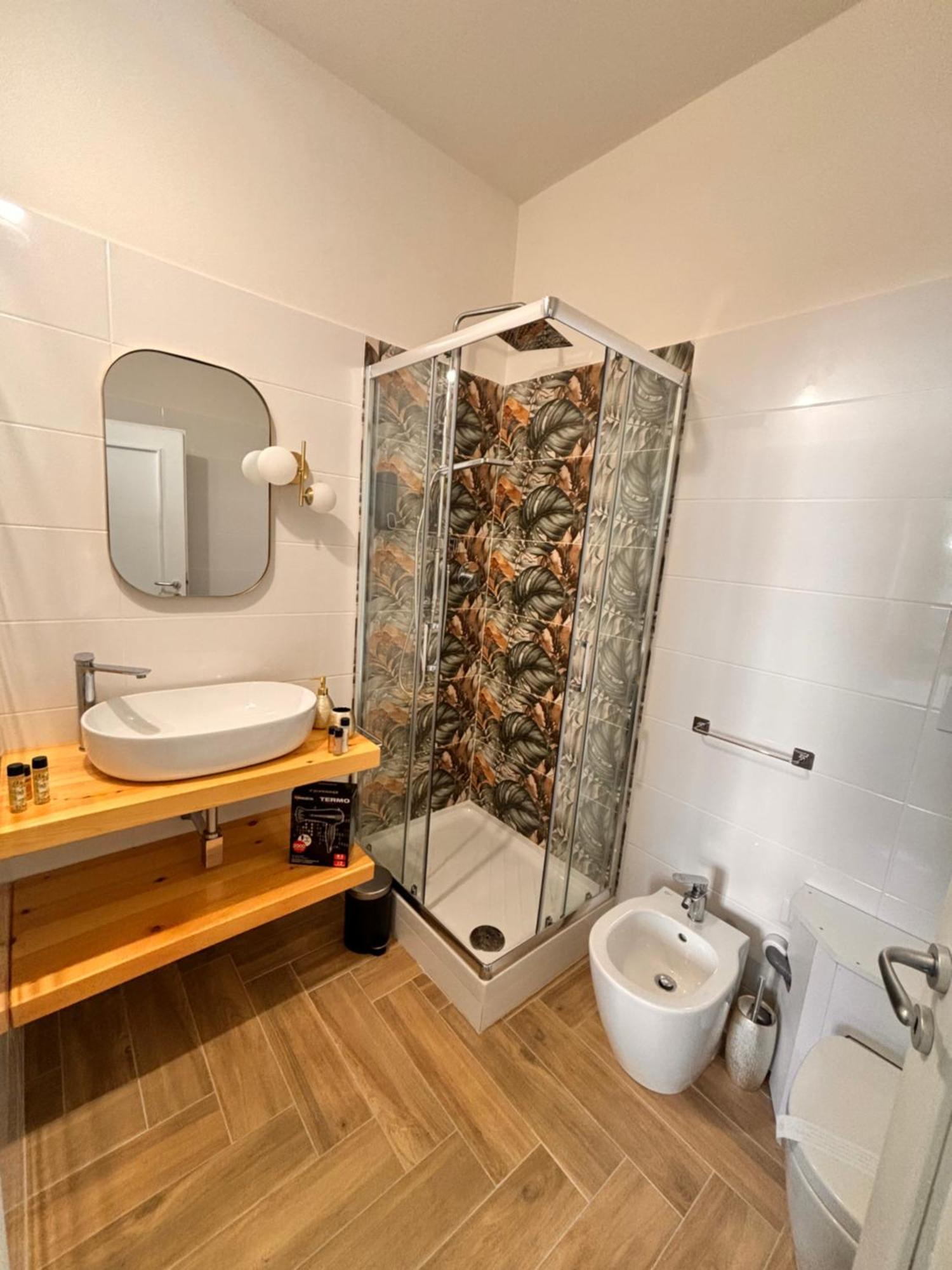Reginella Guest House 살레르노 외부 사진