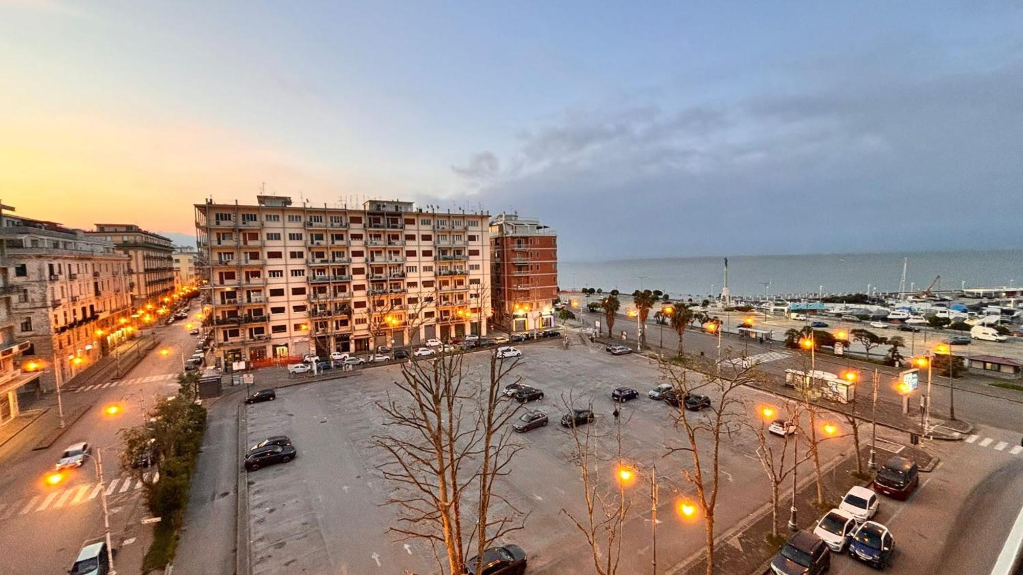 Reginella Guest House 살레르노 외부 사진